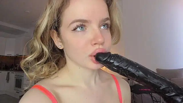 lit asella online show from 02/28/25, 08:31