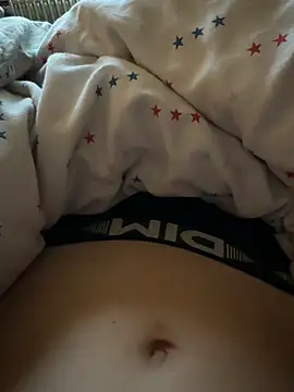 Snapshot of kamel455 chatting on 12/27/24, 08:24 kamel455 online show from 12/27/24, 08:24