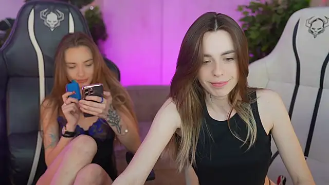 Snapshot of Kisasolo chatting on 03/19/25, 12:15 Kisasolo online show from 03/19/25, 12:15