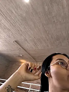 Annya-sweet online show from 11/04/25, 03:22