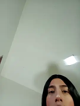 yesik beltran online show from 12/08/24, 01:47