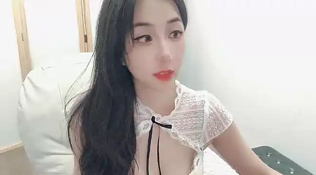 Jeanie Tiya online show from 03/14/25, 04:09