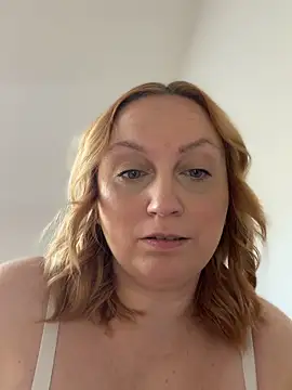 Snapshot of BBW_Nora chatting on 09/27/25, 08:19 BBW Nora online show from 09/27/25, 08:19