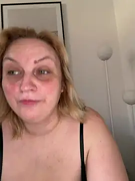 Snapshot of BBW_Nora chatting on 07/15/26, 07:02 BBW Nora online show from 07/15/26, 07:02