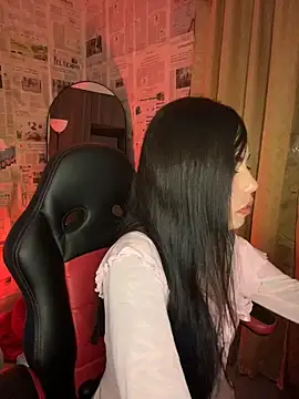 i am nina  online show from 03/18/26, 02:58