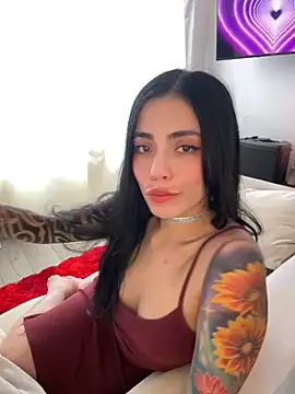 Snapshot of i_am_nina_ chatting on 05/11/26, 08:50 i am nina online show from 05/11/26, 08:50