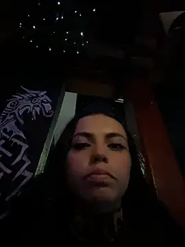Snapshot of i_am_nina_ chatting on 06/20/26, 02:14 i am nina online show from 06/20/26, 02:14