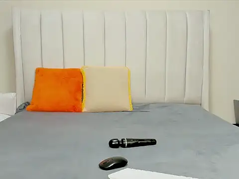  heavenlysent online show from 09/20/25, 02:23