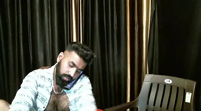 Snapshot of indian2 chatting on 12/21/24, 08:39 indian2 online show from 12/21/24, 08:39