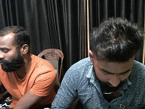 Snapshot of indian2 chatting on 01/07/25, 01:24 indian2 online show from 01/07/25, 01:24