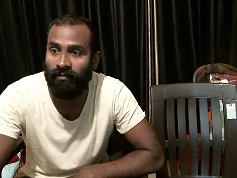 Snapshot of indian2 chatting on 01/09/25, 02:18 indian2 online show from 01/09/25, 02:18