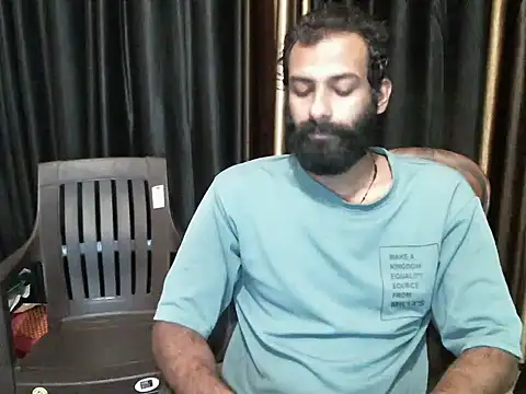 Snapshot of indian2 chatting on 03/04/25, 02:49 indian2 online show from 03/04/25, 02:49