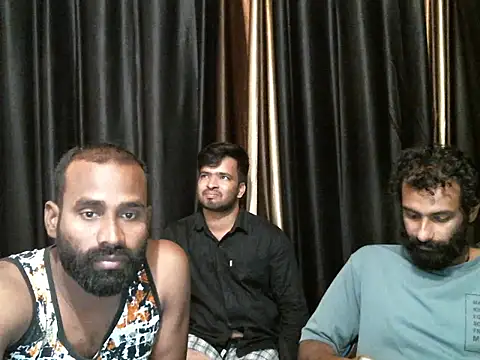 Snapshot of indian2 chatting on 03/05/25, 06:01 indian2 online show from 03/05/25, 06:01