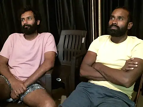 Snapshot of indian2 chatting on 03/10/25, 12:26 indian2 online show from 03/10/25, 12:26