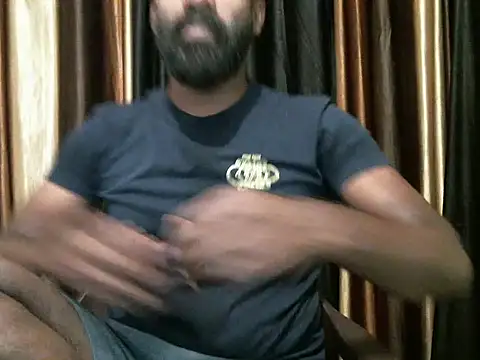 Snapshot of indian2 chatting on 11/16/25, 12:44 indian2 online show from 11/16/25, 12:44