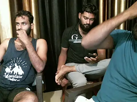 Snapshot of indian2 chatting on 12/02/25, 03:07 indian2 online show from 12/02/25, 03:07