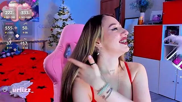 Snapshot of Fiona-Love chatting on 01/11/25, 10:18 Fiona-Love online show from 01/11/25, 10:18