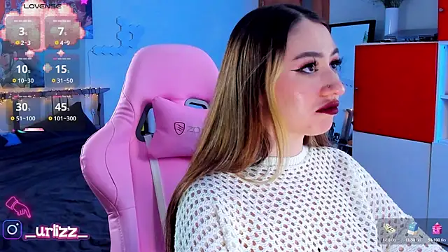 Snapshot of Fiona-Love chatting on 02/05/25, 08:46 Fiona-Love online show from 02/05/25, 08:46