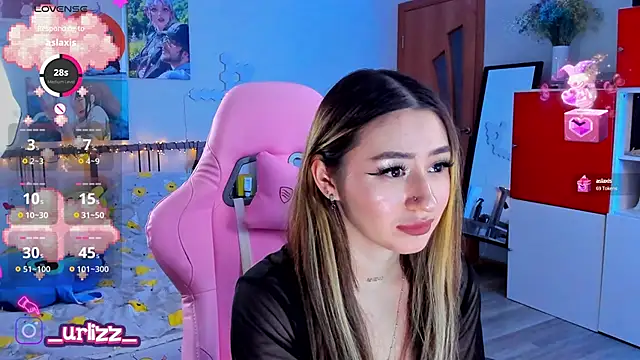 Snapshot of Fiona-Love chatting on 02/07/25, 11:55 Fiona-Love online show from 02/07/25, 11:55