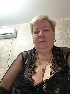 Snapshot of EffectFiona chatting on 01/18/25, 02:25 EffectFiona online show from 01/18/25, 02:25