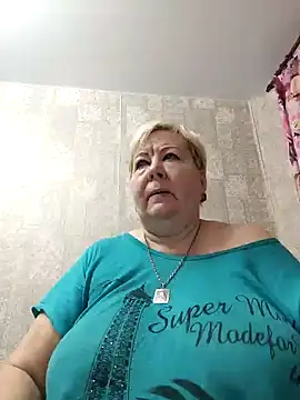 Snapshot of EffectFiona chatting on 01/23/25, 11:05 EffectFiona online show from 01/23/25, 11:05