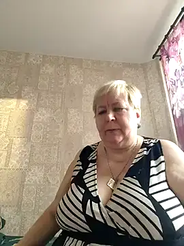Snapshot of EffectFiona chatting on 02/16/25, 04:09 EffectFiona online show from 02/16/25, 04:09