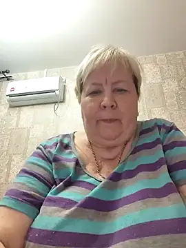 Snapshot of EffectFiona chatting on 03/02/25, 10:59 EffectFiona online show from 03/02/25, 10:59