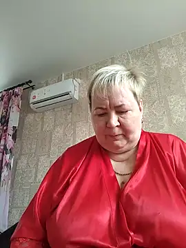 Snapshot of EffectFiona chatting on 03/08/25, 04:01 EffectFiona online show from 03/08/25, 04:01