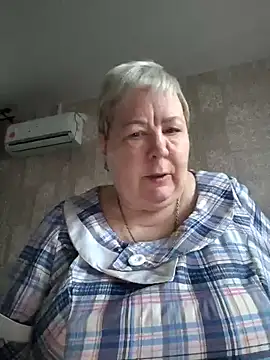 Snapshot of EffectFiona chatting on 03/20/25, 02:19 EffectFiona online show from 03/20/25, 02:19