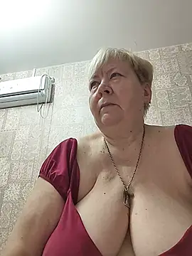 EffectFiona online show from 03/11/26, 12:49