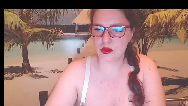 Queen  Natasha online show from 06/17/26, 09:05