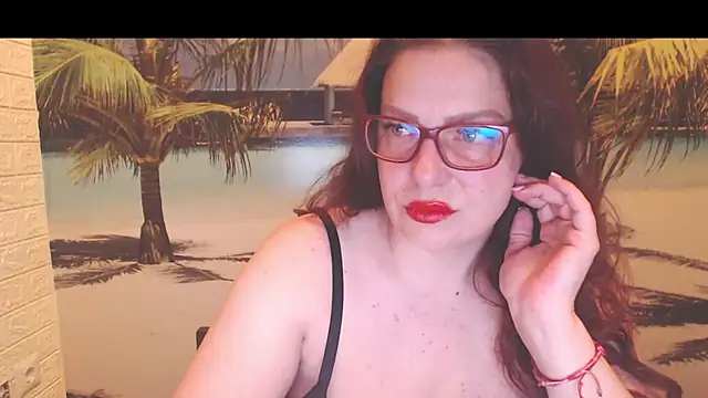 Queen  Natasha online show from 06/24/26, 09:03