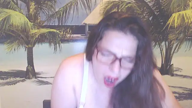Queen  Natasha online show from 08/06/26, 08:11