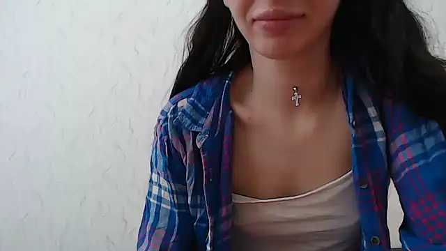 Snapshot of HoneyWiles chatting on 02/13/25, 12:32 HoneyWiles online show from 02/13/25, 12:32