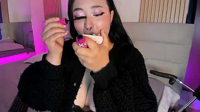 Miss Loise online show from 05/21/26, 03:02