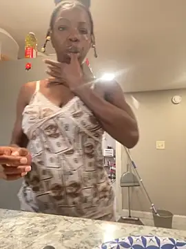 Snapshot of wishwashhy22 chatting on 11/18/25, 07:18 wishwashhy22 online show from 11/18/25, 07:18