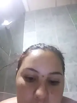 Snapshot of sexy_couple29 chatting on 11/20/25, 03:18 sexy couple29 online show from 11/20/25, 03:18