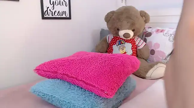 Snapshot of Joliet chatting on 02/19/25, 02:23 Joliet online show from 02/19/25, 02:23