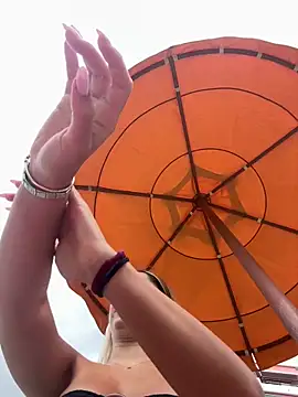 Snapshot of BritneyDimond chatting on 12/30/24, 01:47 BritneyDimond online show from 12/30/24, 01:47