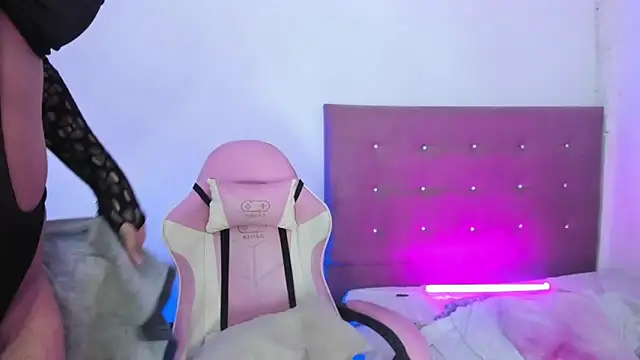 OSORIOMAFE online show from 02/12/26, 06:08