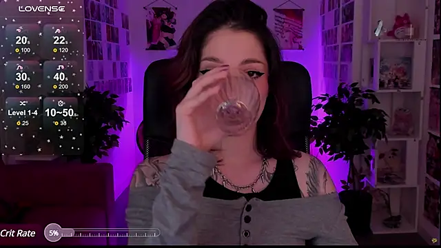 BratzieDarsie online show from 01/27/25, 08:29