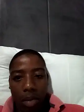 Snapshot of BLACK_BOTTOM03 chatting on 01/13/26, 04:18 BLACK BOTTOM03 online show from 01/13/26, 04:18