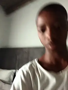 Snapshot of BLACK_BOTTOM03 chatting on 01/14/26, 04:51 BLACK BOTTOM03 online show from 01/14/26, 04:51