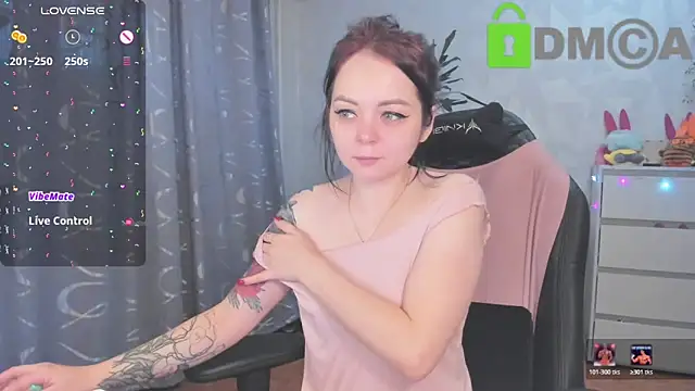 AnnyHoney  online show from 12/14/25, 11:26