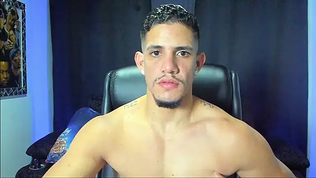 Snapshot of jhonnysnow17 chatting on 11/27/25, 04:03 jhonnysnow17 online show from 11/27/25, 04:03