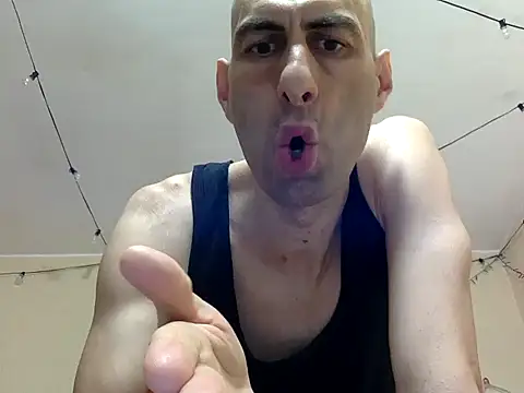 HandsomeAlfie online show from 10/17/25, 05:54