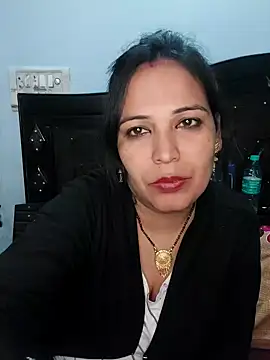 Snapshot of Poojabhabi101 chatting on 12/14/24, 05:25 Poojabhabi101 online show from 12/14/24, 05:25