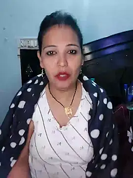 Snapshot of Poojabhabi101 chatting on 01/02/25, 06:40 Poojabhabi101 online show from 01/02/25, 06:40