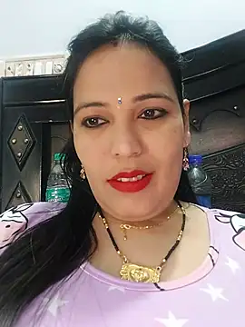 Snapshot of Poojabhabi101 chatting on 02/12/25, 06:08 Poojabhabi101 online show from 02/12/25, 06:08