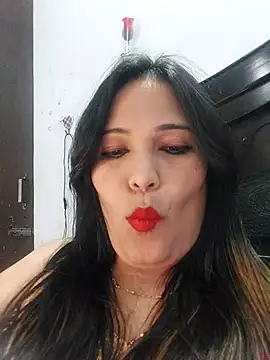 Snapshot of Poojabhabi101 chatting on 02/22/25, 05:55 Poojabhabi101 online show from 02/22/25, 05:55
